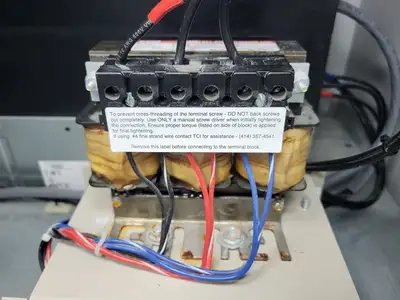 Used ABB ACS880-01-035A-7 Switchgears British Columbia CA | Lenmark #239968