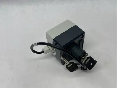 Used Knapp Switch H.M. M8 Connection, W/ Keyed Switch, Plastic Enclosure Relays & Switches Michigan US | Maverick Industrial Sales #1401309