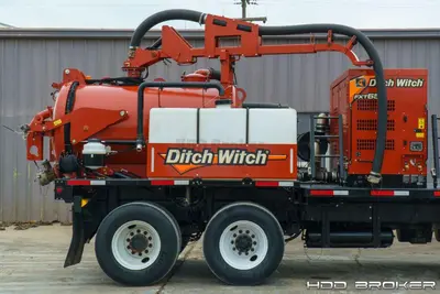 Used 2017 DITCH 2017 DITCH WITCH FXT65 - 800 GALLON Hydro Excavators Florida US | HDD Broker #1346718