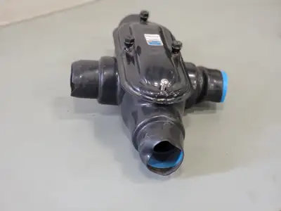 USED THOMAS & BETTS 1060731