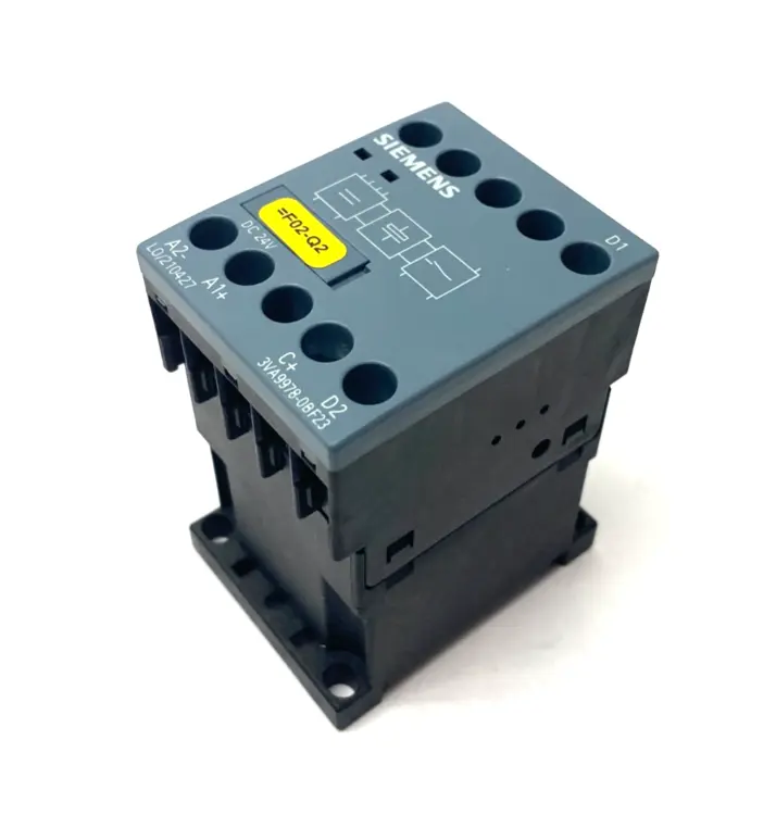 Used SIEMENS TIME-DELAY DEVICE, FIXED DELAY 24VDC Misc Industrial Equipment | Maverick Industrial Sales #1108294