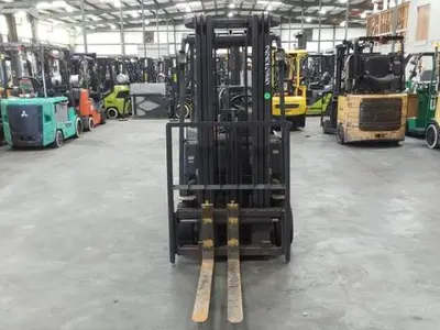 USED 2017 KOMATSU FB18MFU-12