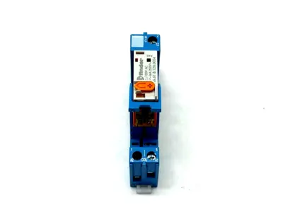 97.01,46.61.8.120.0054 | Finder 97.01 Relay Base w/ 46.61.8.120.0054 Relay 120VAC 16A - New – Open box