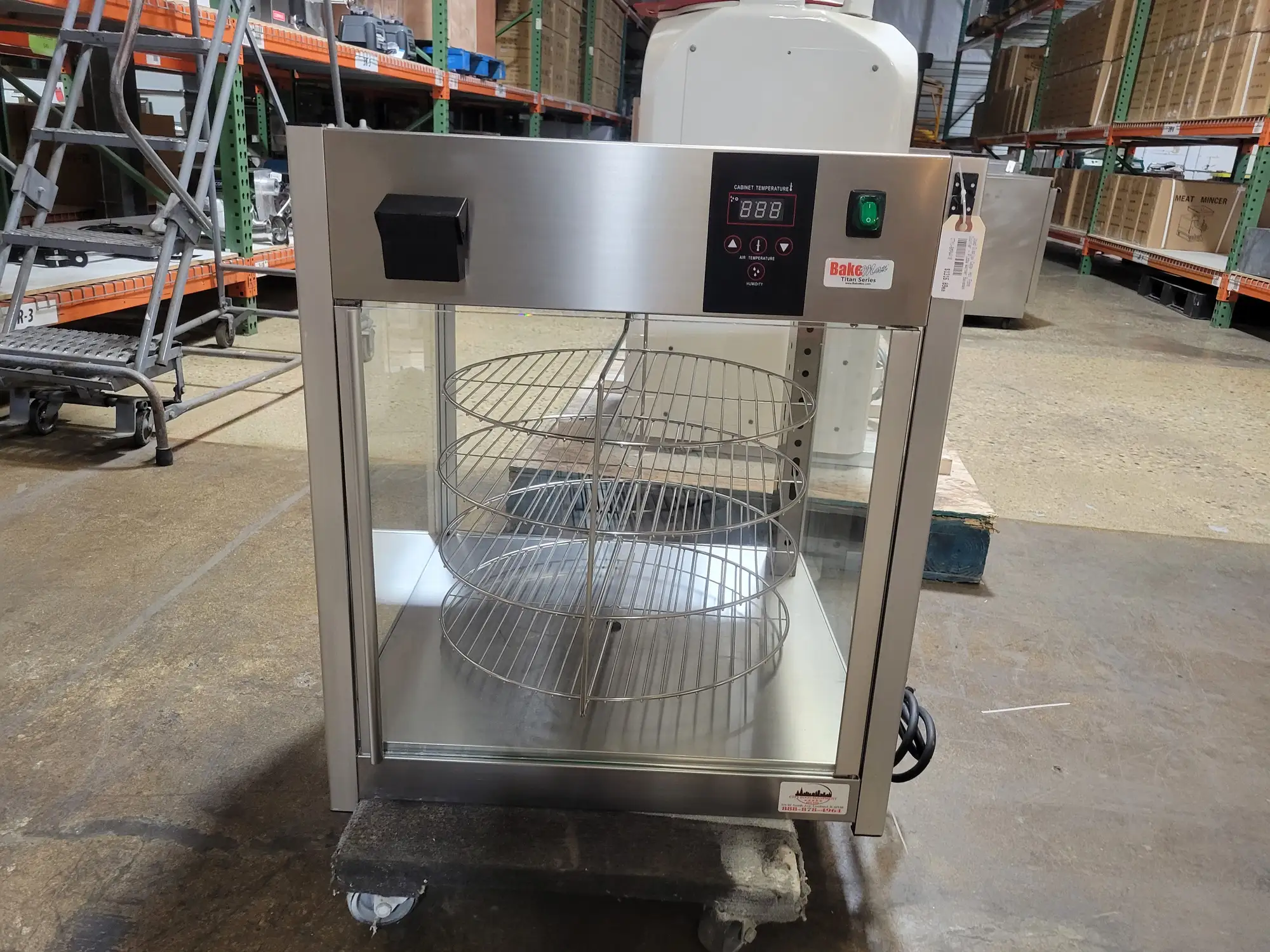 Bakemax BMPW418 25 1/2" Rotating Heated Pizza Merchandiser w/ (4) Levels, 120v