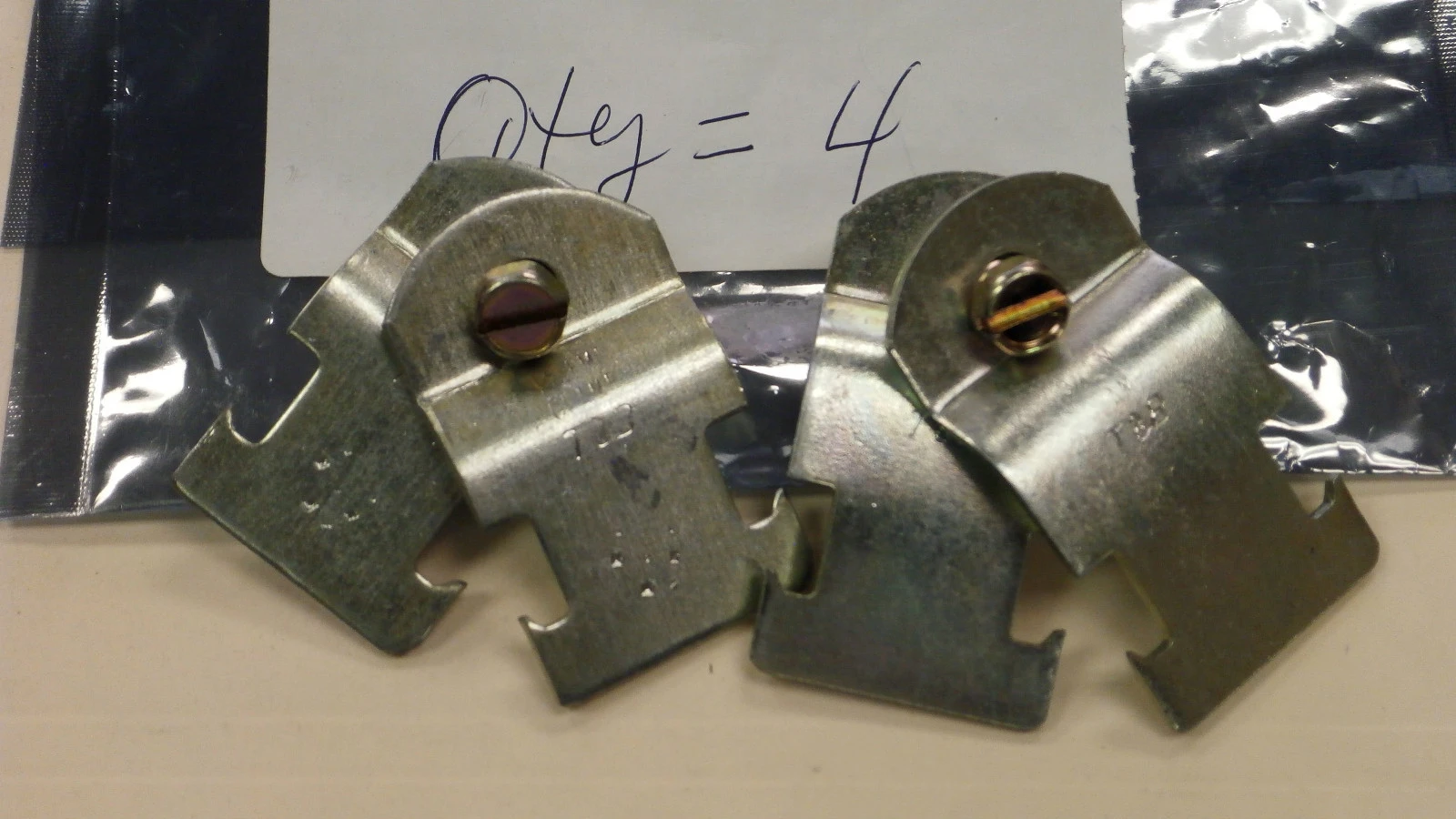 NEW THOMAS & BETTS 3/4" and 1/2"