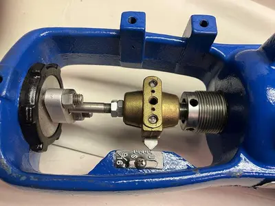 USED DEZURIK 851401-2FAO-1C3-19