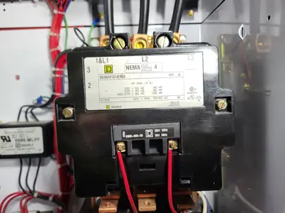 USED SQUARE D MODEL 6