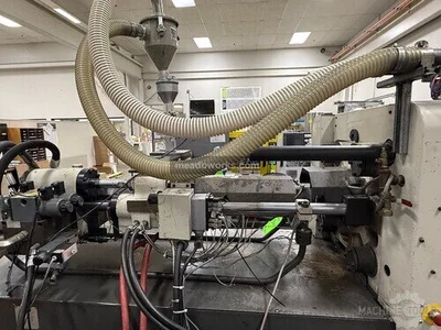 Used CINCINNATI MILACRON VSX55-2.27, Injection Molding Machines Illinois US | Meadoworks #1492249