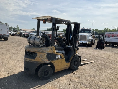 Used CATERPILLAR 2P5000 Liquid Propane Forklifts Michigan US | Miedema Asset Management Group #1301651