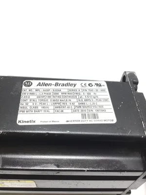 Allen-Bradley MPL-A430P-SJ22AA Inverter Duty AC Servo Motor 3PH