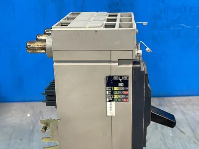 Used MERLIN GERIN NSJ400 A Circuit Breakers Ohio US | HGR 24 #1175475