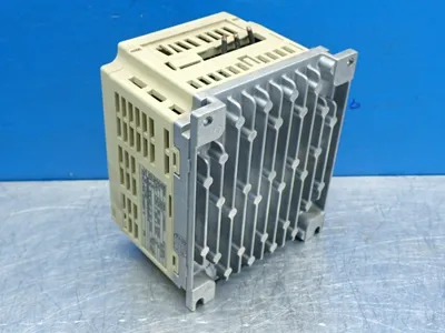 USED YASKAWA CIMRJ7AM40P2