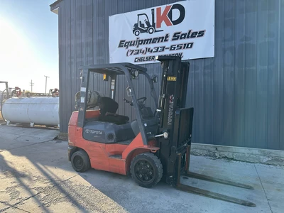 Used TOYOTA 7FGCU25 Misc Forklifts Michigan US | KD Equipment Sales #1557880
