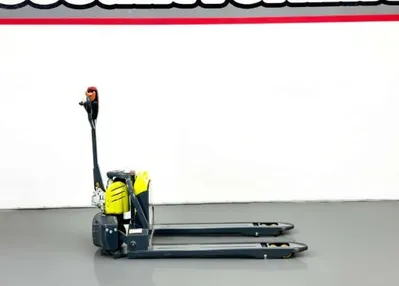 NEW 2025 LIFT HERO SL20L3