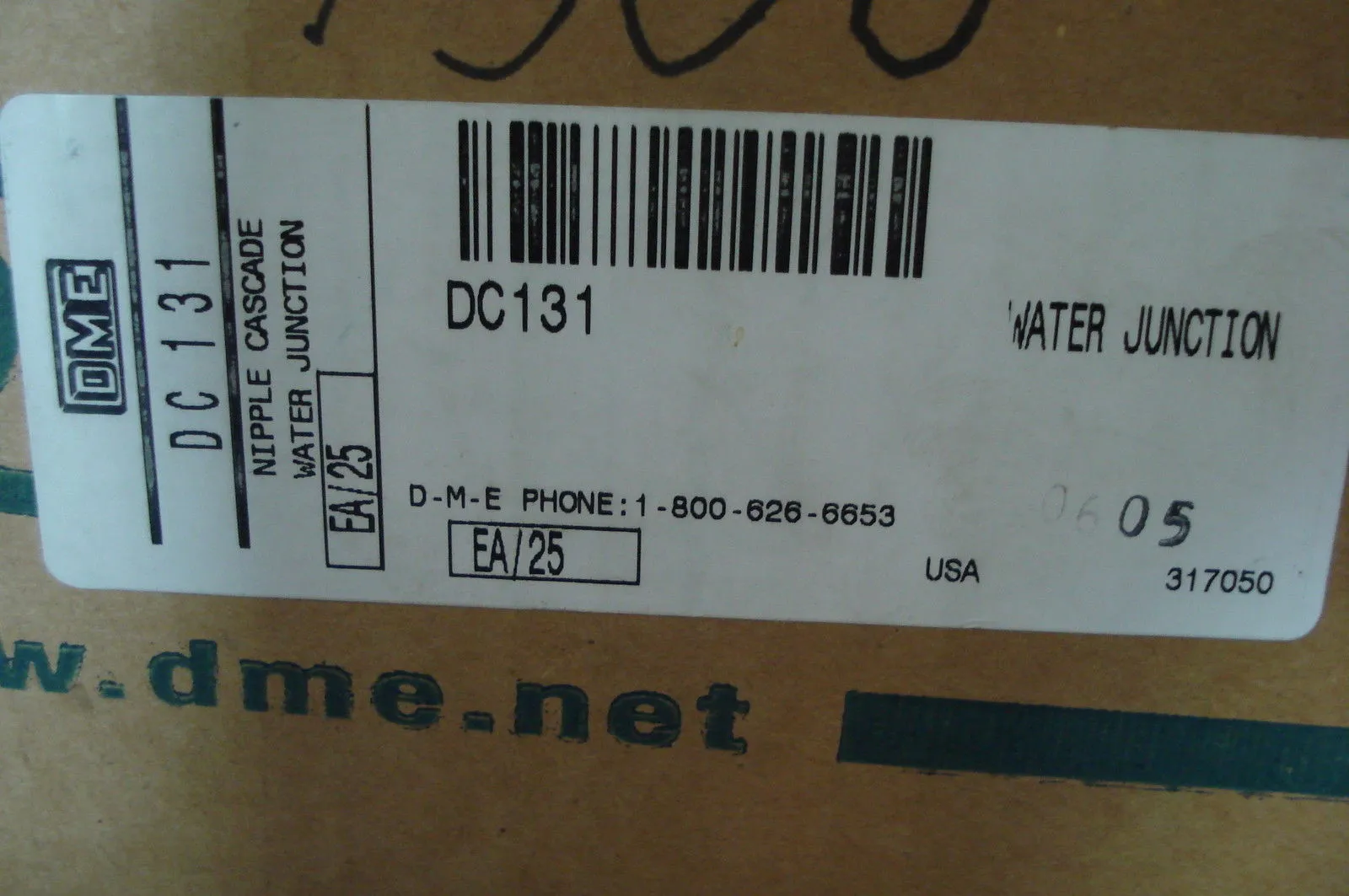 NEW DME DC 131 NIPPLE CASCADE WATER JUNCTION BOX OF 25 DC131