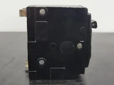 USED SQUARE D QO220