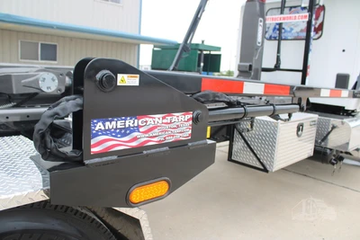 Used 2027 PETERBILT 548 Hooklifts & Roll-Offs Texas US | Roll Off Truck World #1491992