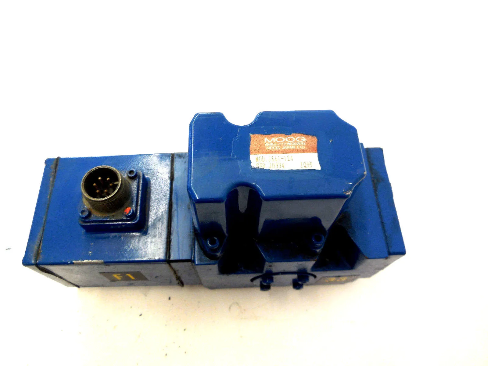 USED MOOG J661-124 VALVE J661124