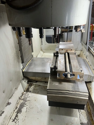 1999 HAAS VF-0 Vertical Machining Centers | Machinery Network (3)