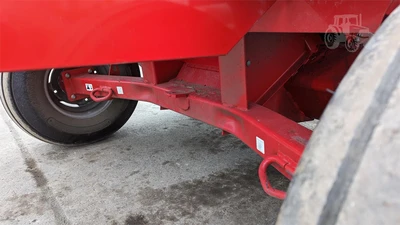 USED 2016 MASSEY FERGUSON 1840