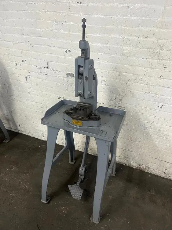 Used STANDARD MACHINERY #1A Arbor Presses | Gold Machinery #439228