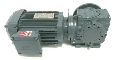 NEW SEW EURODRIVE SF47DRN80M4 GEARMOTOR