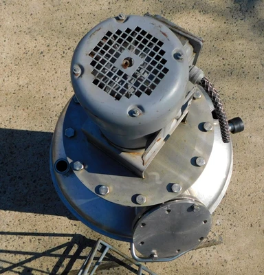 USED 75 GALLON TANK MIXING TANK