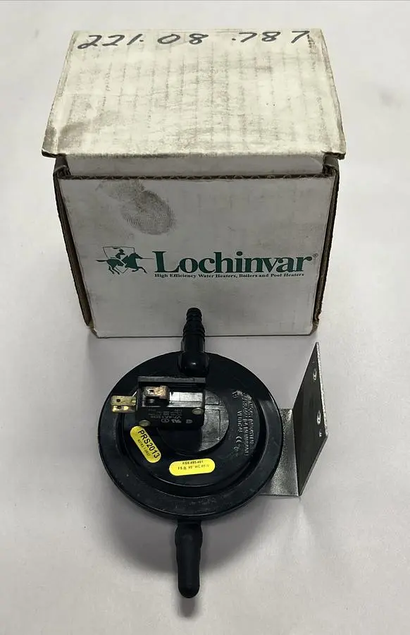 USED LOCHINVAR RSS-495-461