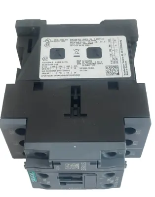 NEW SIEMENS 3RT2026-1BB40 POWER CONTACTOR 3RT20261BB40
