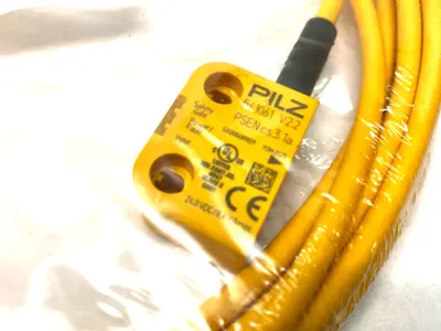 USED PILZ RFID CODED SAFETY SWITCH, 2-SAFE SC OUTPUTS