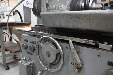 1979 LANDIS 10 X 20 1R GRINDERS, CYLINDRICAL – UNIVERSAL | GCH Machinery (8)