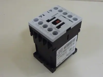 USED SIEMENS 3RH1262-1BB40