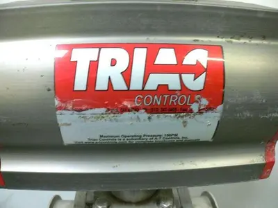 USED TRIAD CONTROLS 2R300SR 150 PSI ACTUATOR + 4" CF8M 1000 WOG VALVE & APL-210N