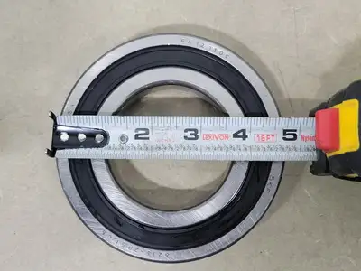 NEW SKF 6213-2RS1/C3
