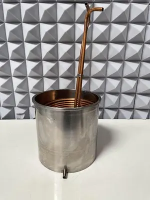 USED 21' COILED SPIRAL COPPER WIRE FOR IMMERSION 3/8" OD W/ 12 LITER VESSEL 10" SANITARY FITTING