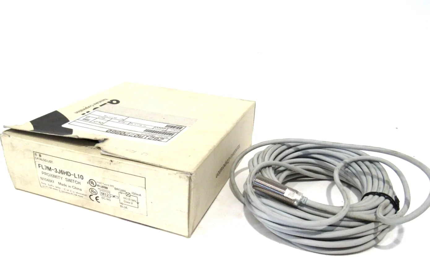 NEW AZBIL FL7M-3J6HD-L10 PROXIMITY SWITCH FL7M3J6HDL10