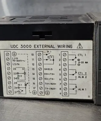 Honeywell UDC3000 Universal Digital Limit Controller (BIN632)