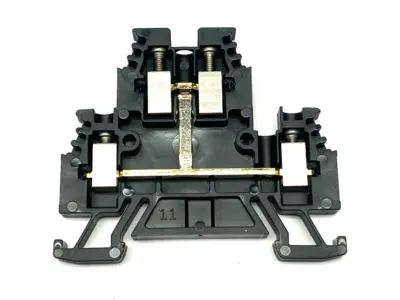 Used Woertz Black Double Level Terminal Block 300/500V 18-12AWG LOT OF 10 Terminal Blocks Michigan US | Maverick Industrial Sales #1411535