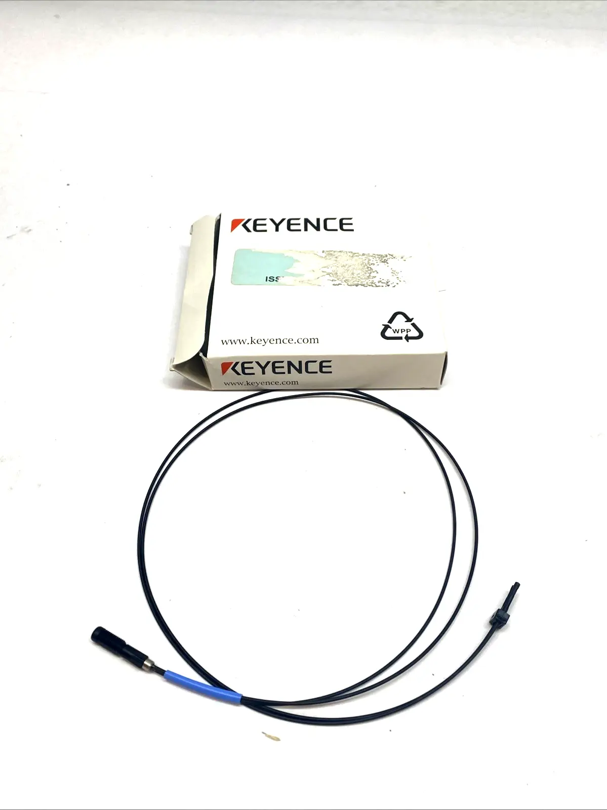 USED KEYENCE REFLECTIVE FIBER UNIT 2M VARIABLE SPOT 10–30MM