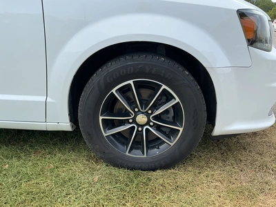 Used 2019 DODGE GRAND CARAVAN Vans Michigan US | Miedema Asset Management Group #1324230