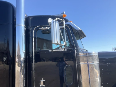 USED 2000 PETERBILT 379