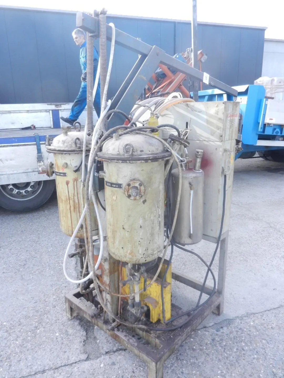 USED CANNON C15 2 PART GLUE/EPOXY GUN