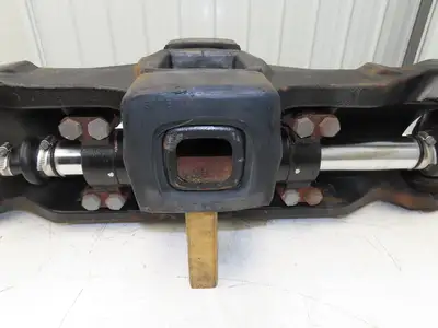 Yale Forklift Dual-Wheel Rear Axle Assembly Off ERC100HHN48TV096