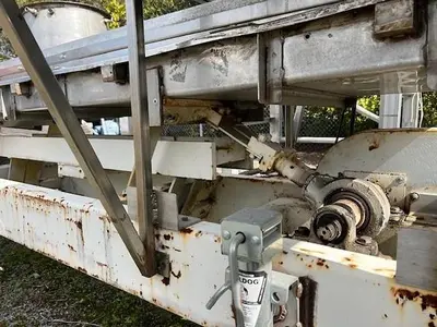 Screen, Vibratory, 17" x 98", S/st, 1 HP, Ball Cleaning #S744031