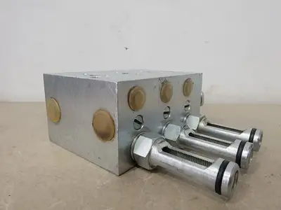 Used LINCOLN LD 56-250 Parts (Hydraulics and Pneumatics) British Columbia CA | Lenmark #1440856