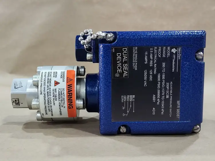 New | in-Stock ITT INDUSTRIES 200P13C3 Switchgears British Columbia CA | Lenmark #240747