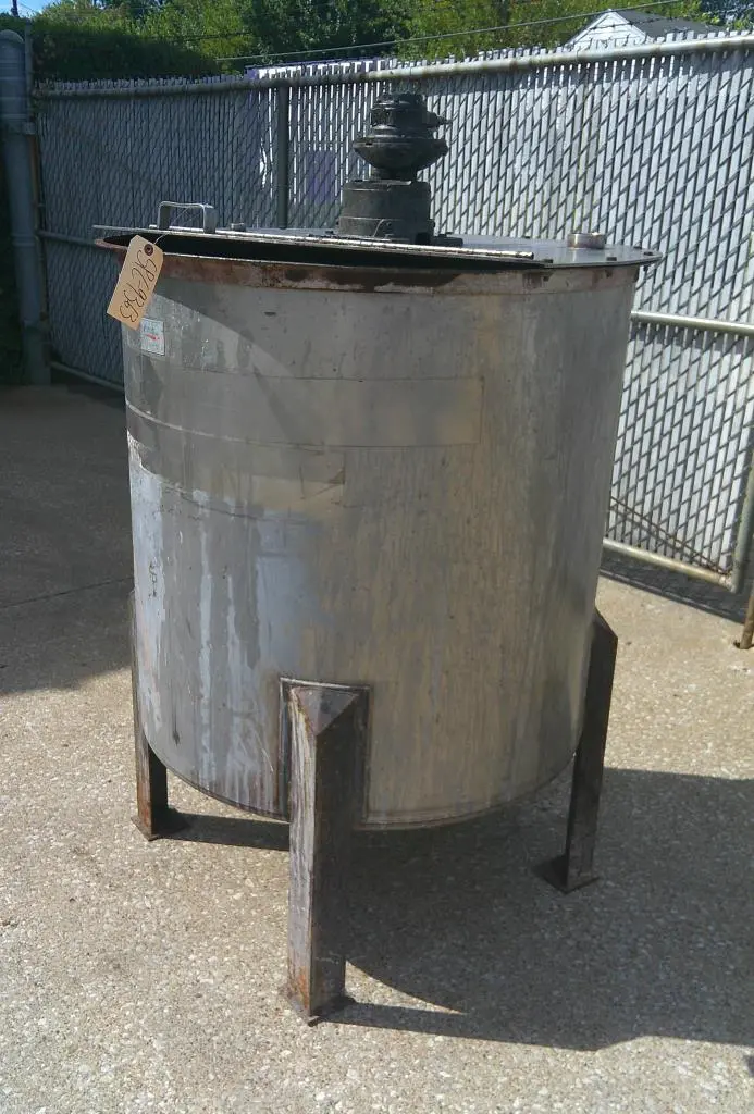 SPC9363  Tank 160 gallon vertical tank, Stainless Steel, pneumatic agitator, dish
