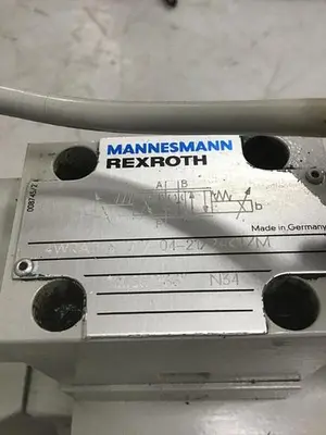 USED MANNESMANN REXROTH 4WRAP 6 W7-04-21/24K4/M