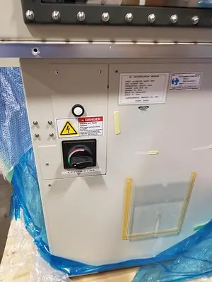 LANTEC GLOVEBOX WITH ASYMTEK FLUID DISPENSE SYSTEM DUAL HEAD