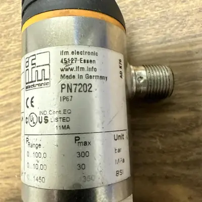 USED EFECTOR PN7202